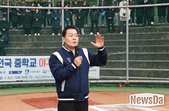 이재준 수원특례시장이 발언하고 있다.