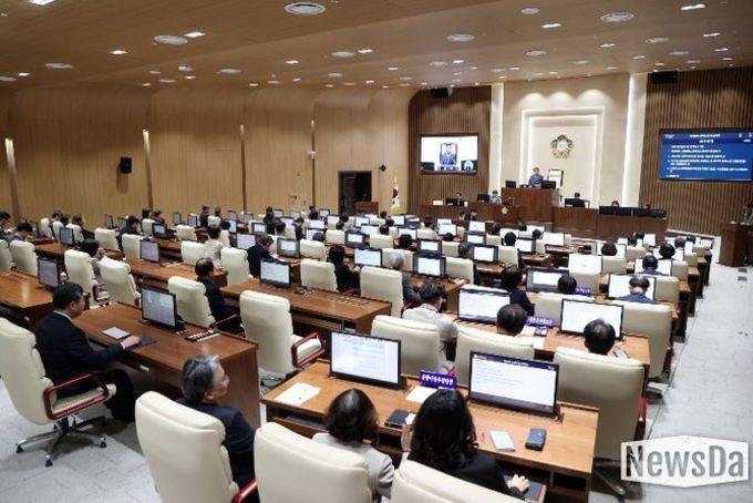 수원특례시의회, 제400회 임시회 개회