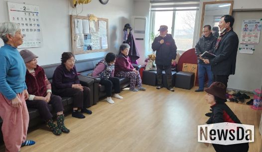 대월면 경로당 순회 주민 호응 속 마무리