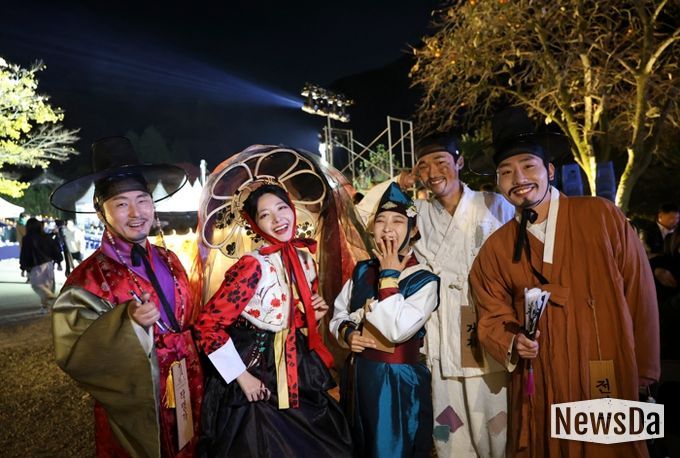 고택에서 펼쳐진 가을동화, 완주의 밤을 물들인 별빛주막 성황리 종료