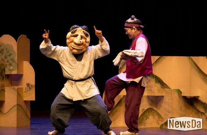 부평구문화재단, 노년층 문화향유 위한 참여형 공연 ‘2025 청춘부평(靑春富平)’ 진행