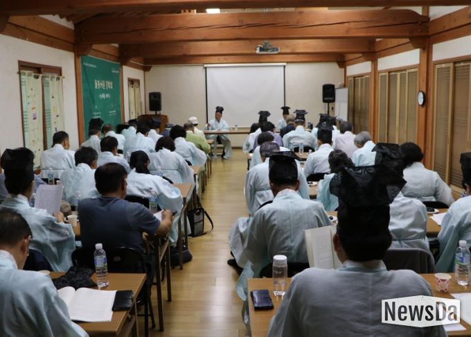 광산, 서원 아카데미 활동사진.