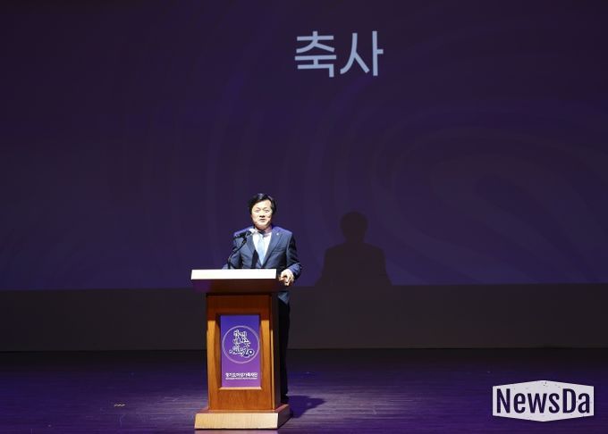 경기도의회 문형근 위원장, ‘경기여성가족재단20주년 기념식’ 참석