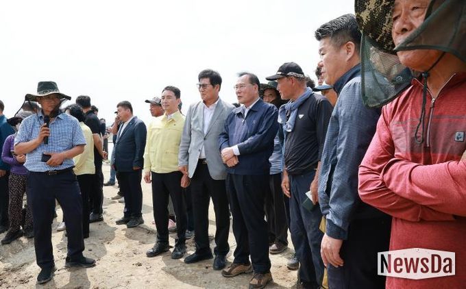 함평군, 벼(가루쌀) 무논점파 직파재배 현장 연시회 성료