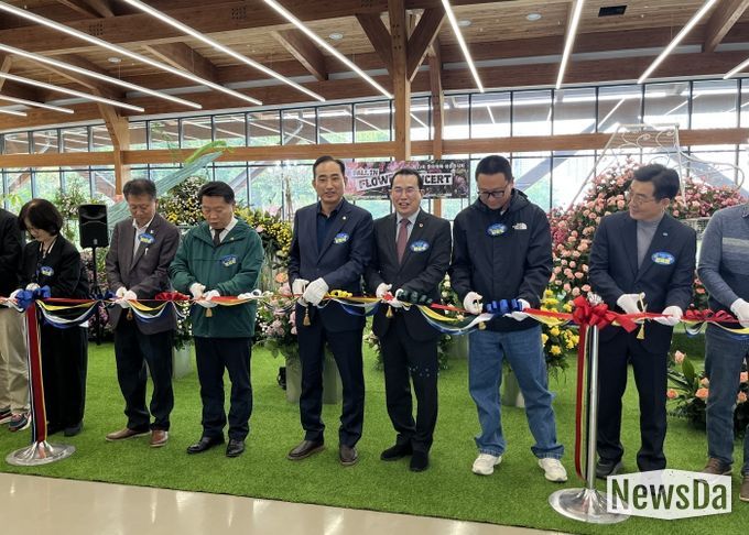 경기도의회 김창식 부위원장, “국산 화훼 경쟁력 강화로 지속 가능한 산업기반 다질 것”
