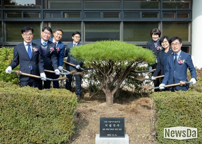 의왕시의회, 민선 지방자치 30주년 기념식수’행사 개최