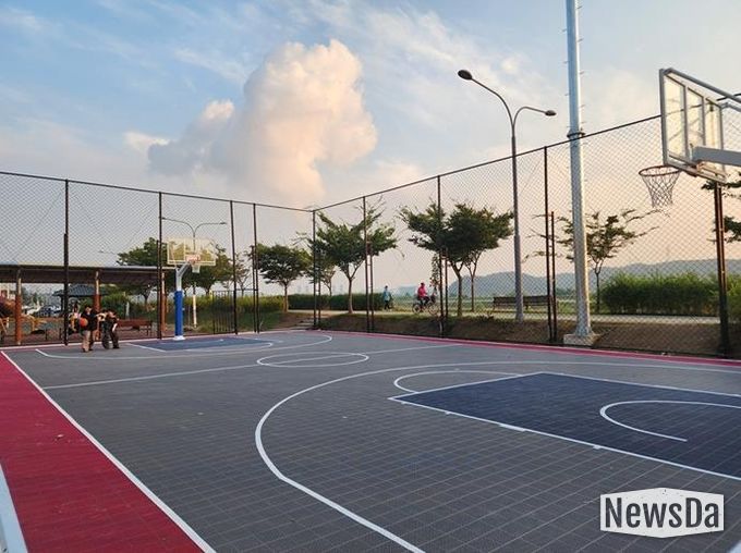 파주시, ‘문산 농구장’ 준공