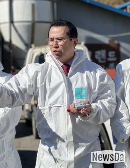 이오수 경기도의원, 양평 축산악취 저감 농가 현장 방문
