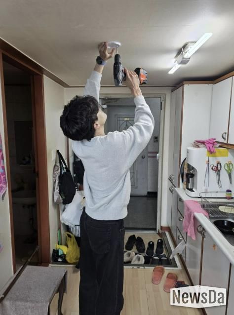 고양시 중산1동 지역사회보장협의체, 취약계층에 화재경보기 지원