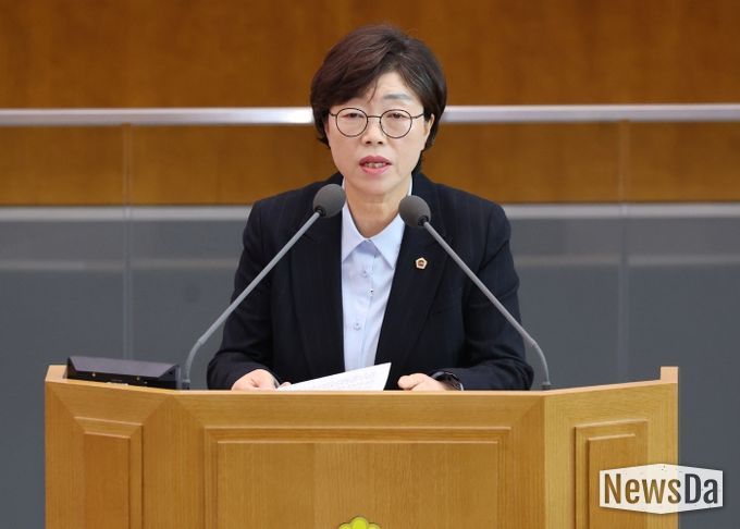 경기도의회 건설교통위원회 박옥분 의원(더불어민주당, 수원2)