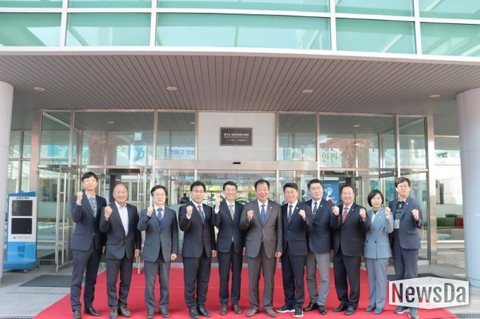 경기도의회 안전행정위원회, “재난안전연구센터, 정책 연구와 기술 융합 통한 도민 안전 강화 기대”