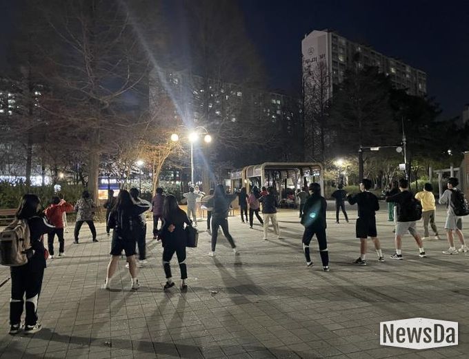 평택시 송탄보건소, 야간건강 체조 교실 운영 성황!