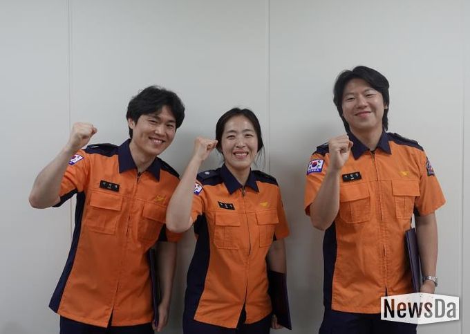 왼쪽부터 당시 출동 구급대원 소방사 서지원, 소방위 김순진, 소방교 이현창