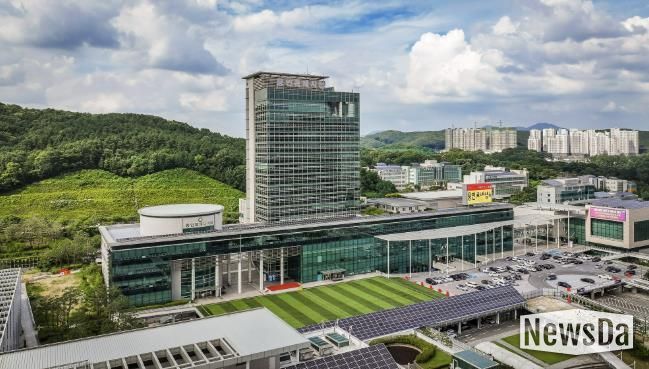 용인특례시청사 전경