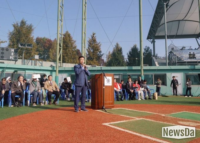 신상진 성남시장, ‘제21회 성남시장기 경기도 초중고 야구대회’ 개회식 참석