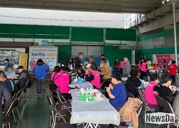 나눔으로 하나되는 남양주, 장애인단체연합회 일일밥집 성황