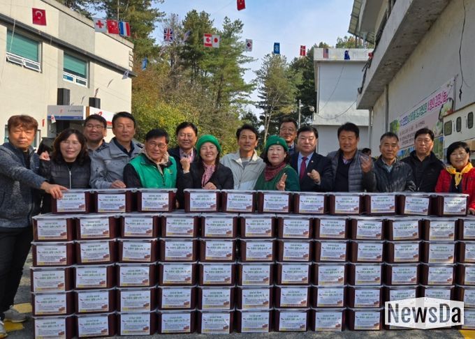 남양주시 조안면 남녀새마을지도자협의회, ‘2025 사랑의 김장 나누기’ 개최