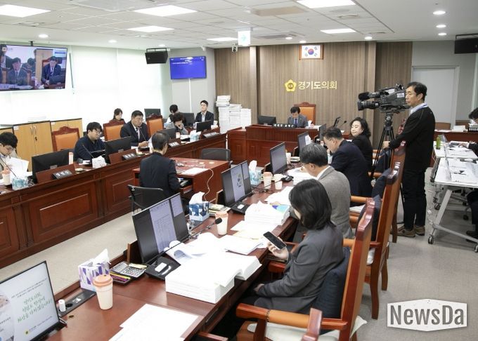 경기도의회 여성가족평생교육위원회,2025년도 행정사무감사 착수