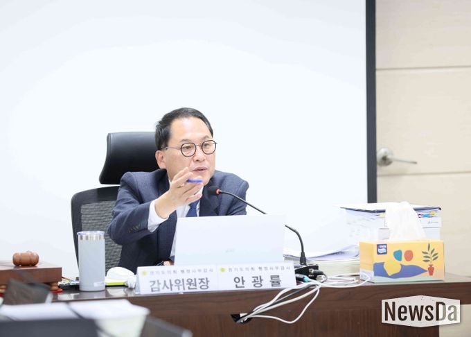 경기도의회 교육기획위원회 안광률 위원장(더불어민주당, 시흥1)