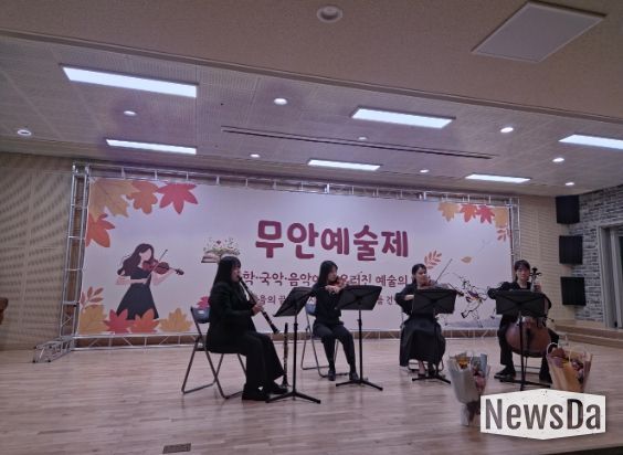 8일 개최된 무안예술제 진행 모습(1) (2)