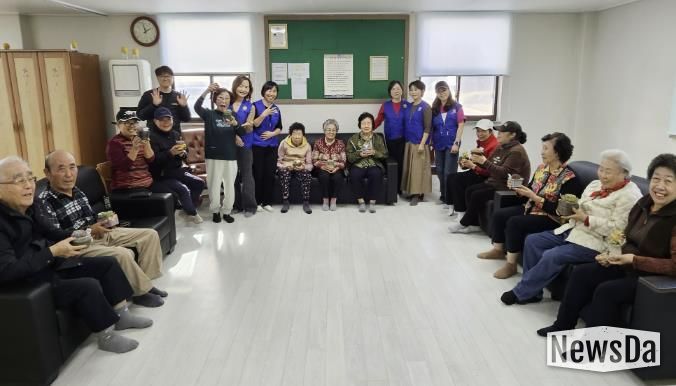 수원시 영통구 매탄4동 바르게살기운동위원회 세 번째 경로당 방문 !!