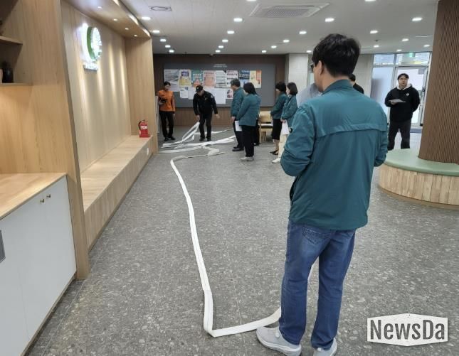 동두천시 송내동 행정복지센터, 화재 대응 역량 강화 위한 소방 합동훈련 실시