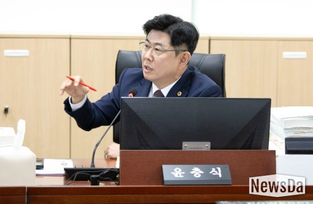 경기도의회 윤충식 의원