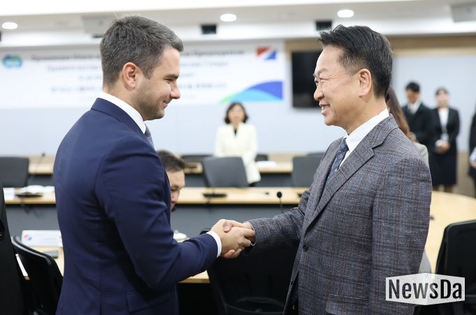 연해주 대표단 면담