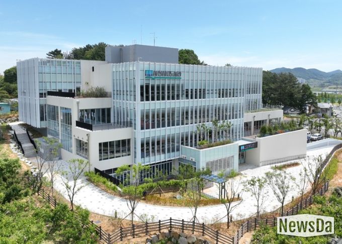 사천시립도서관