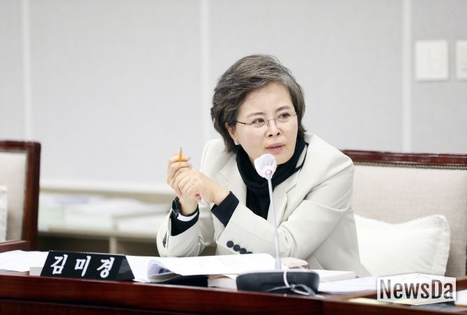 김미경 의원(더불어민주당·매교·매산·고등·화서1·2동)
