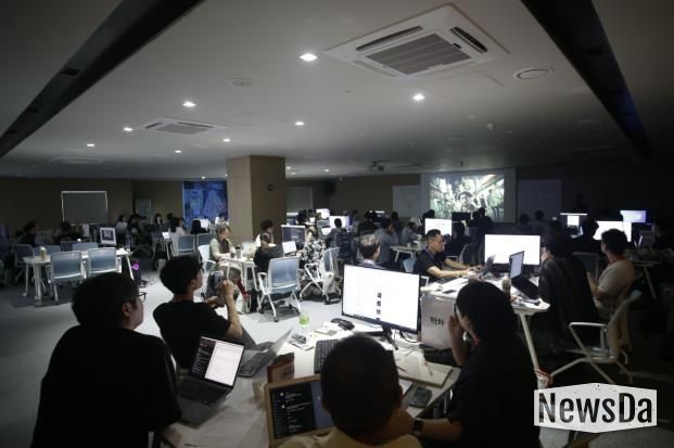 ‘AI영상교육센터부천’에서 AI 활용 영상 제작 강의가 이뤄지고 있다.