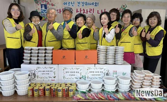 수원시 팔달구 우만2동 지역사회보장협의체, 한파 속 취약가구에 영양 반찬·후원품 전달