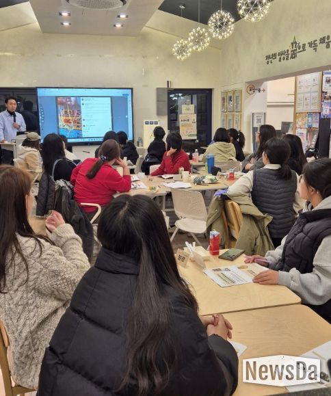 창작에서 전시까지…이천 청년기획자 양성과정 50일 여정 마무리