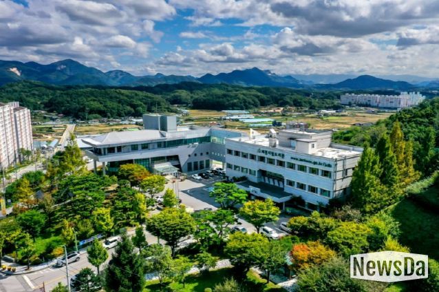 제천시립도서관 전경