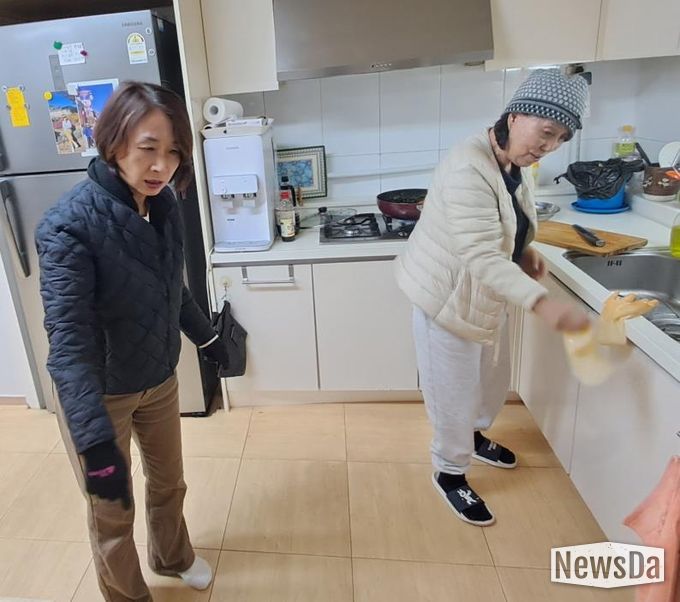 구리시 교문1동, 경로당 14개소 겨울철 안전 점검 실시