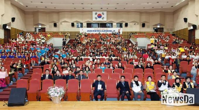 부천시의회 김병전 의장, 제1회 시니어댄싱 페스티벌 참석… 어르신 건강 활동 격려