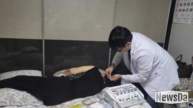 ‘찾아가는 홈스피탈’ 한방 진료