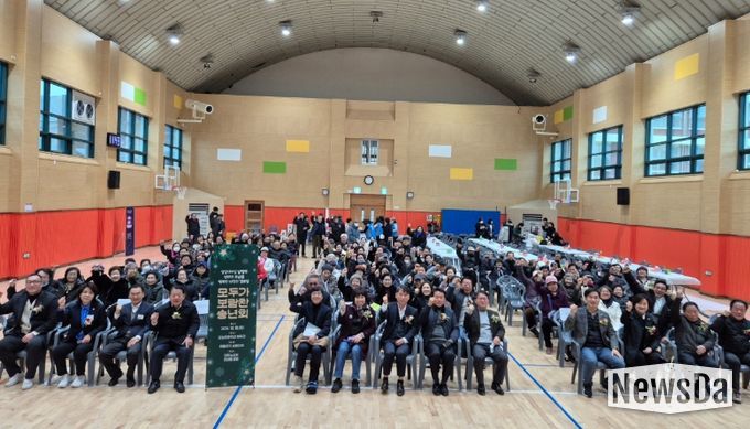 대한노인회 오남읍분회, ‘2025년 송년 한마음 공연’으로 화합의 장 마련