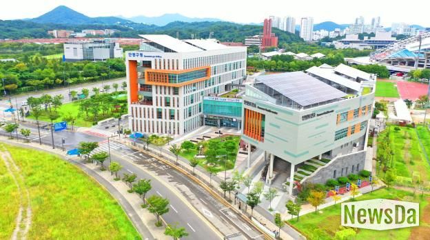 안산시 단원구청 전경.