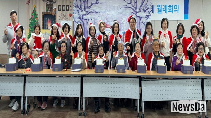 수원시 영통구 매탄3동 지역사회보장협의체, 1인 가구와 함께하는 '크리스마스 케이크 만들기'