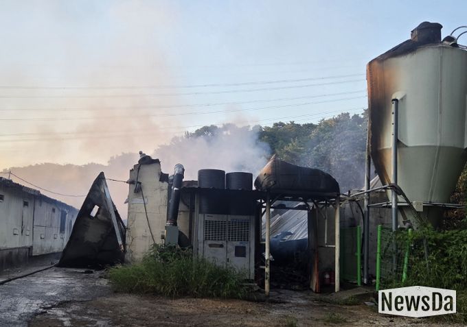 김해시 한림면 돈사 화재현장