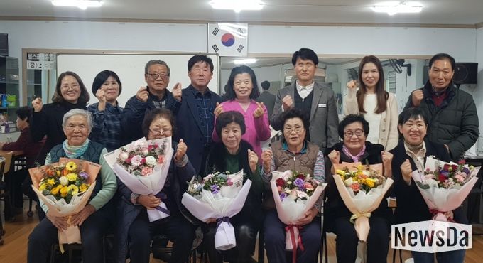 2025년 호법면 성인문해 학습자 수상자 상장 전달식