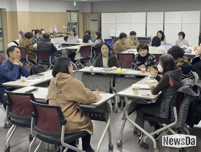 ‘2025 시흥 올해의 책’ 통합 독서토론회 성료