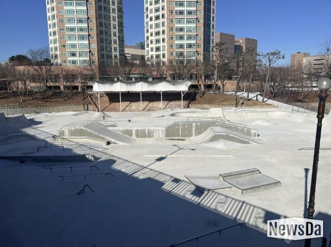 용인특례시가 기흥구 보정동 푸르내근린공원 재정비 사업을 마무리했다.