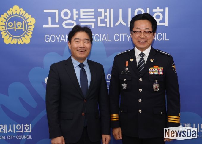 고양특례시의회 김운남 의장, 일산서부경찰서장과 대화동 원형육교 인근 보행환경 개선 방안 모색