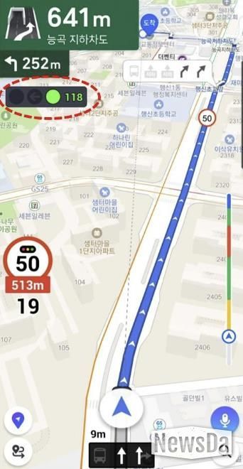 티맵 네비게이션 실시간 신호정보 서비스 표출 화면