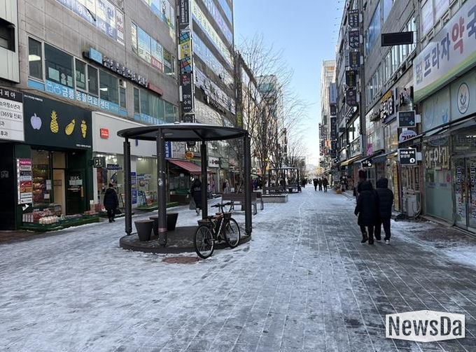 파주시 금촌2동, 1월 한 달간 불법광고물 집중 정비