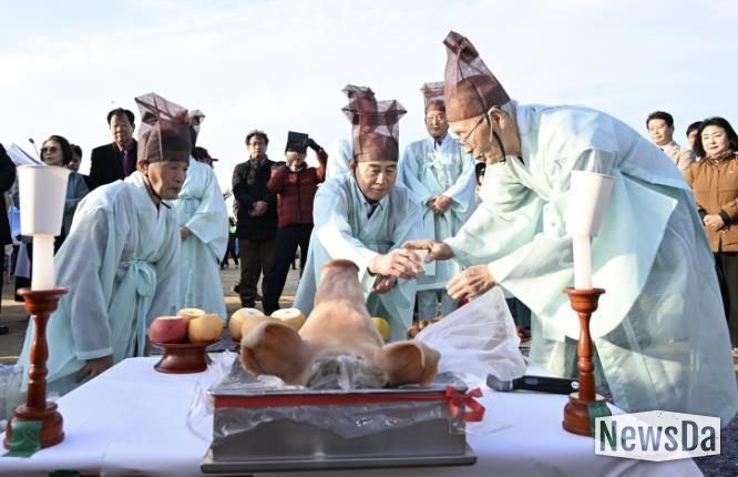 동두천시, ‘2026 병오년 정월대보름 달맞이 행사’ 성황리 개최