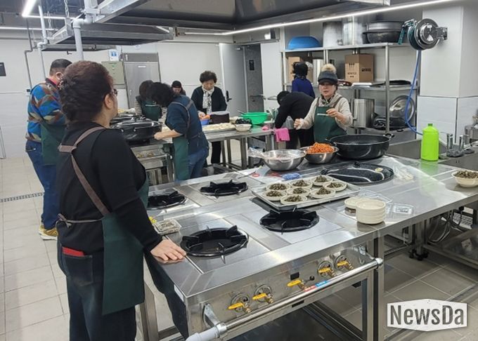 수원시 팔달구 매산동, 통장협의회와 함께 ‘온(溫)동네 반찬나눔 행사’ 개최