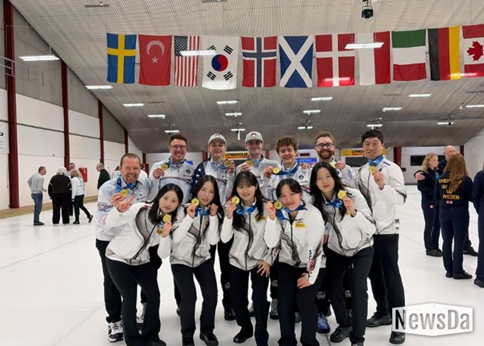 전북자치도 여자 컬링팀, 세계주니어컬링선수권 2년 연속 우승